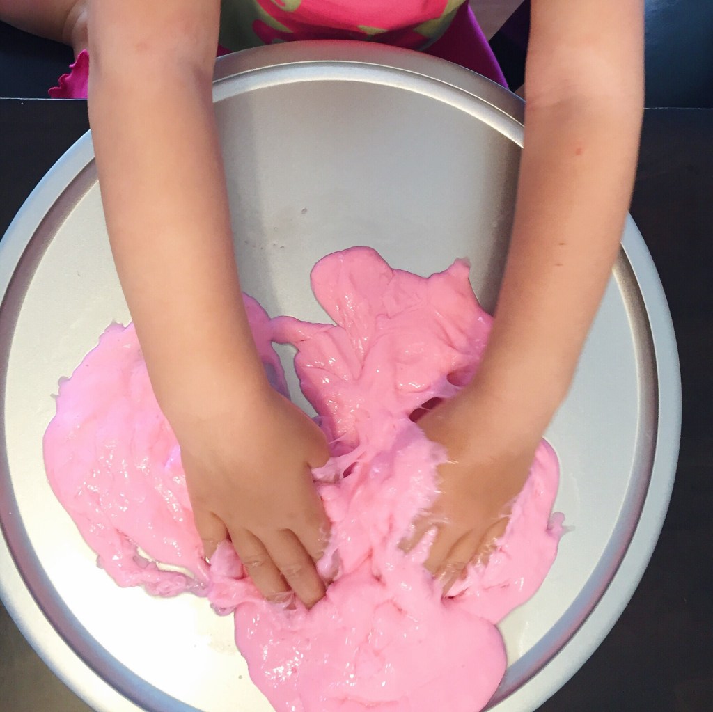 Slime casero (Moco de&nbsp;Gorila)